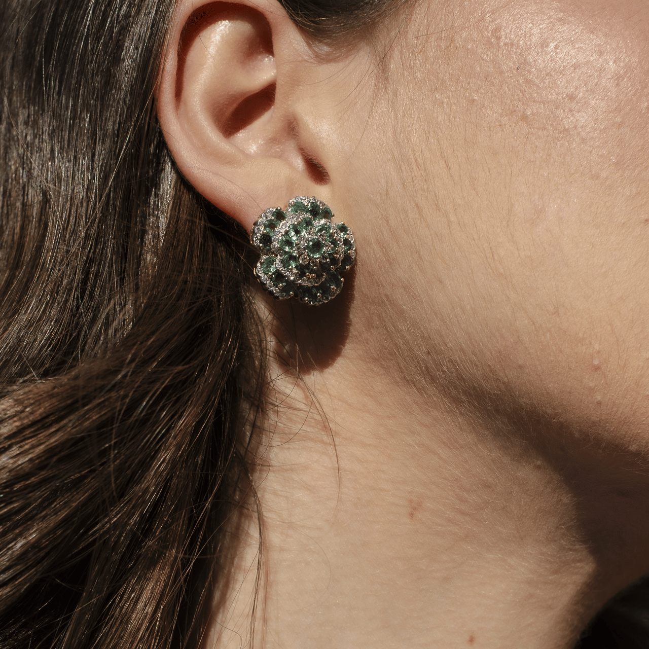 Orecchini vintage con smeraldi e diamanti - immagine 4