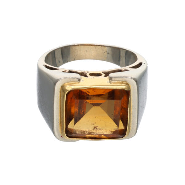Anello quadrato oro bianco e giallo con quarzo_1