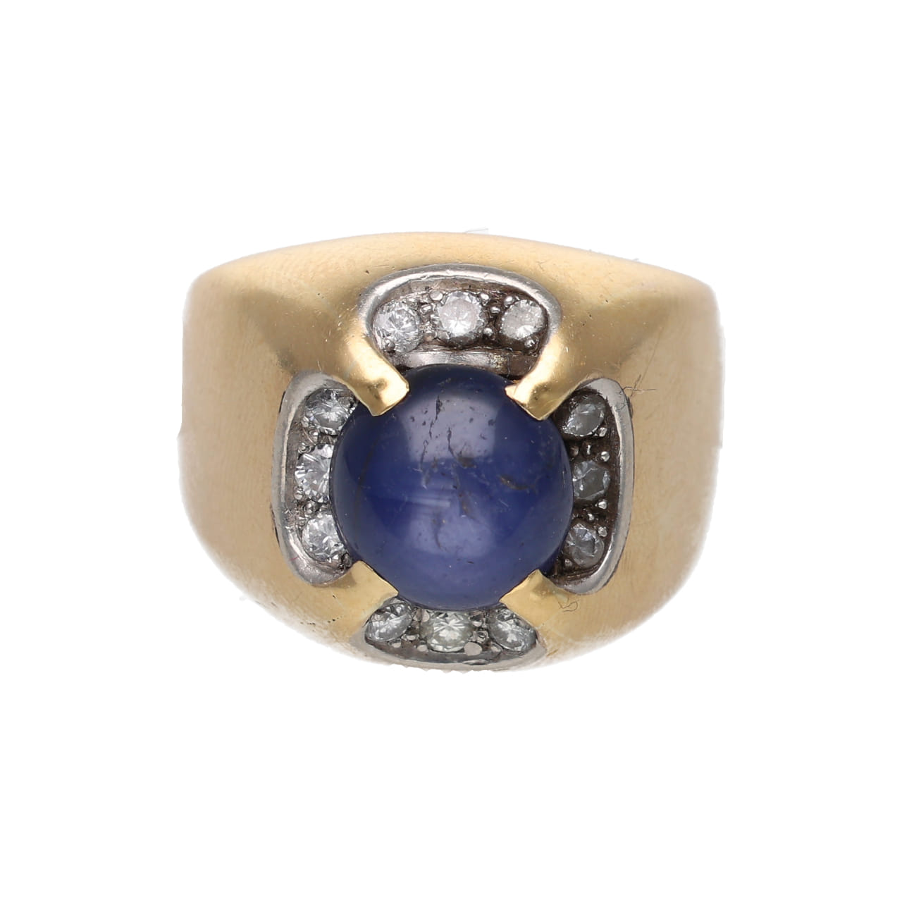 Anello cavalier in oro giallo a cupola con zaffiro taglio cabochon e diamanti_1