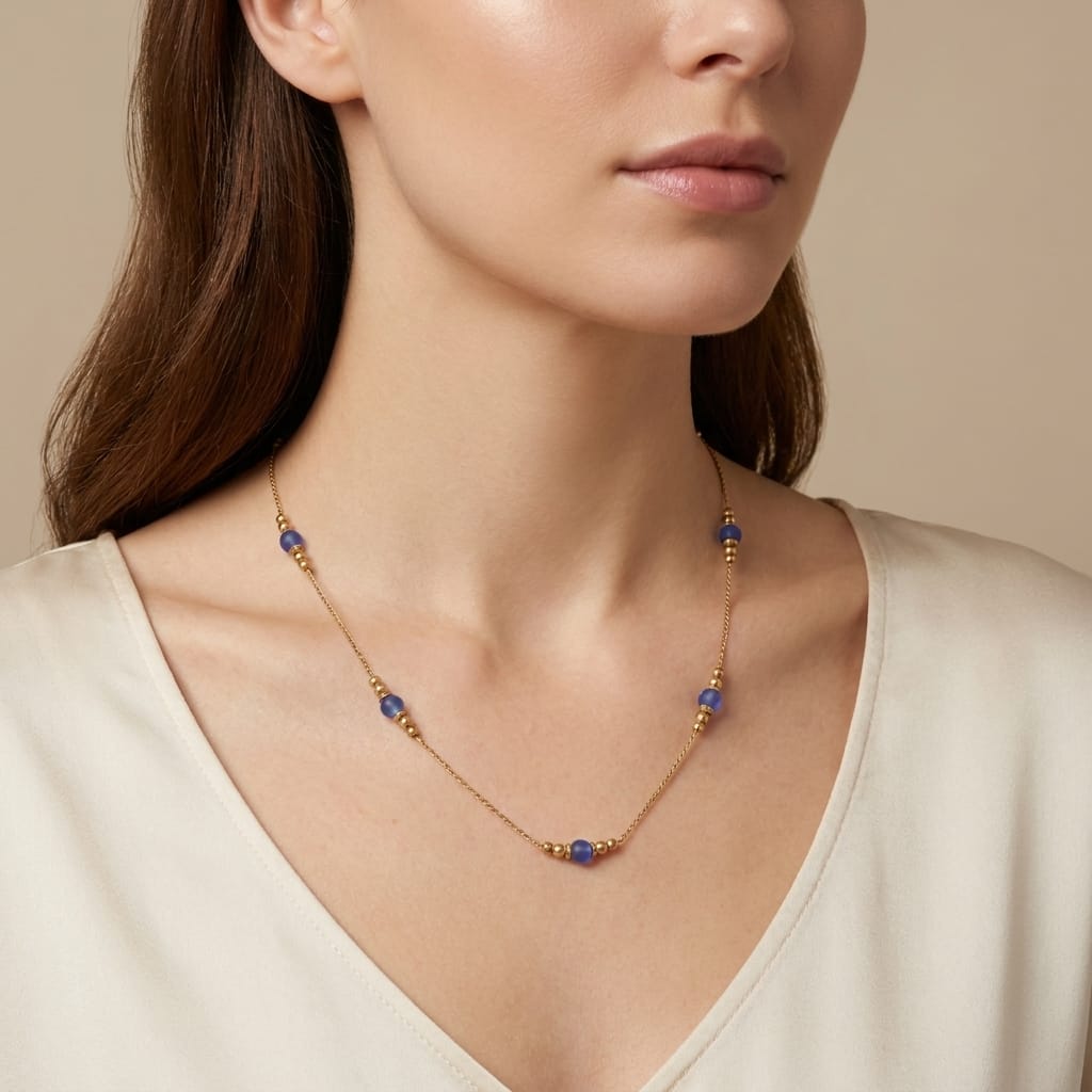 Station Necklace with Blue Chalcedony in 18kt Yellow Gold - Image 4