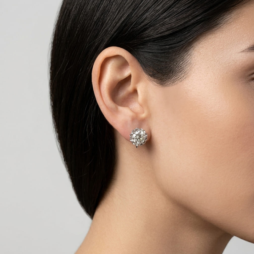 1950s White Gold Earrings with Antique Diamonds - Image 4